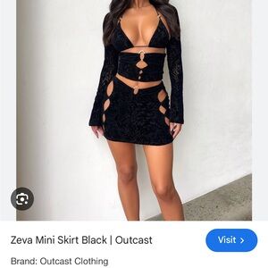 Outcast Zeva Black set